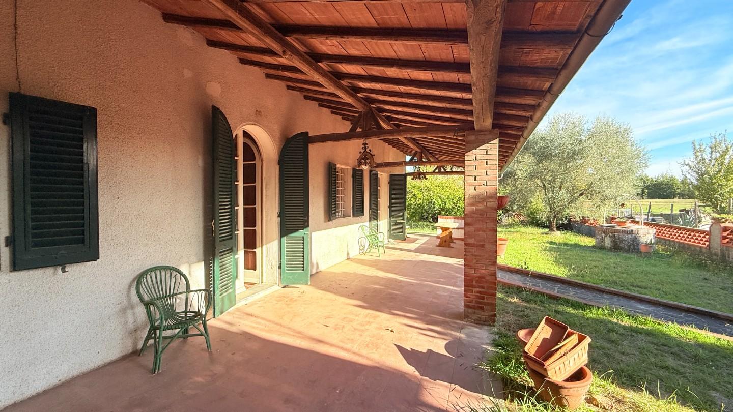 Villa Bifamiliare con giardino, Altopascio le spianate