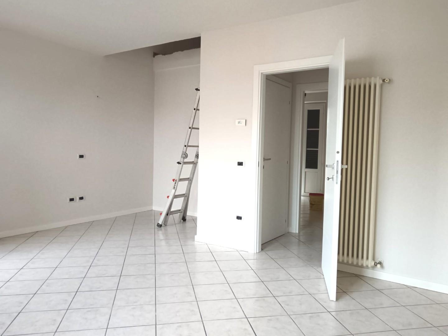 Trilocale in vendita, Porcari rughi