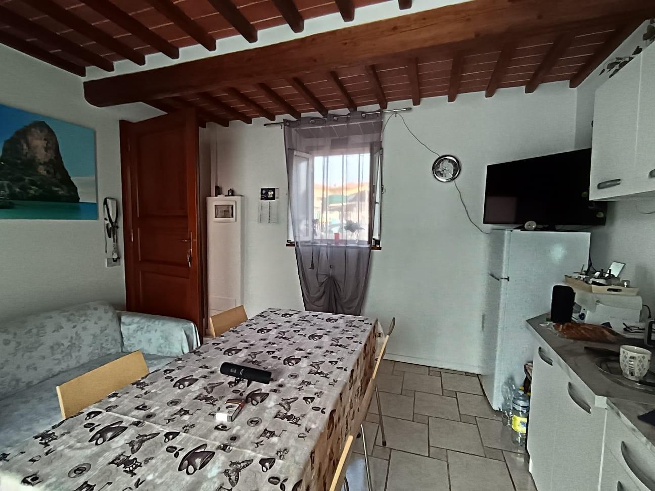 Bilocale in vendita, Pescia alberghi