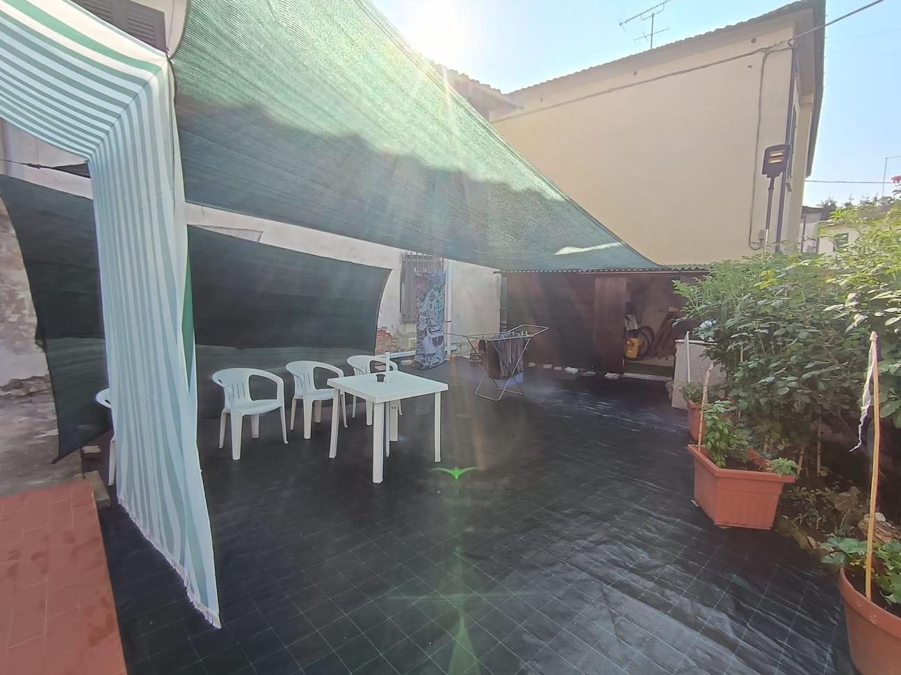 Bilocale in vendita, Pescia alberghi