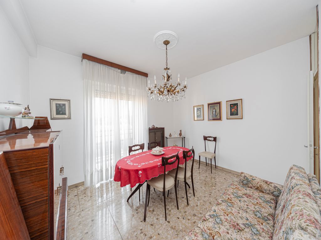 Trilocale in vendita a Cinisello Balsamo