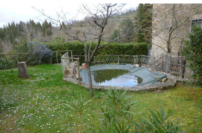 Appartamento con giardino a Greve in Chianti