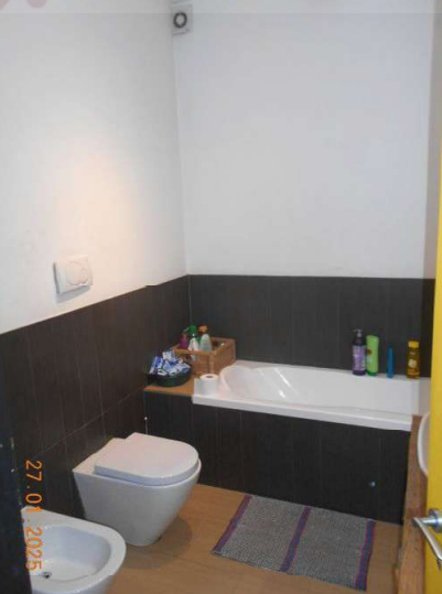 Trilocale con terrazzo a Campi Bisenzio