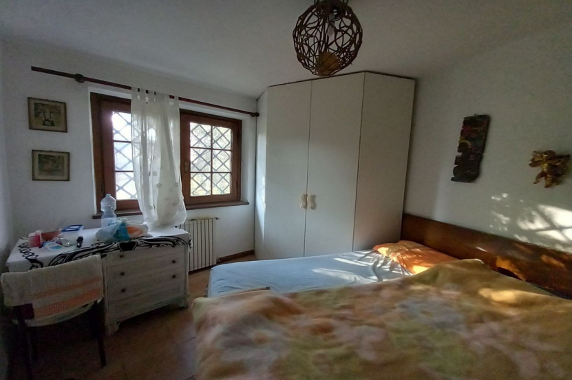 Appartamento con terrazzi a Massarosa