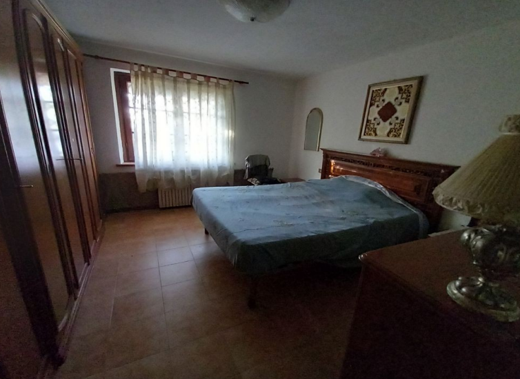Appartamento con terrazzi a Massarosa