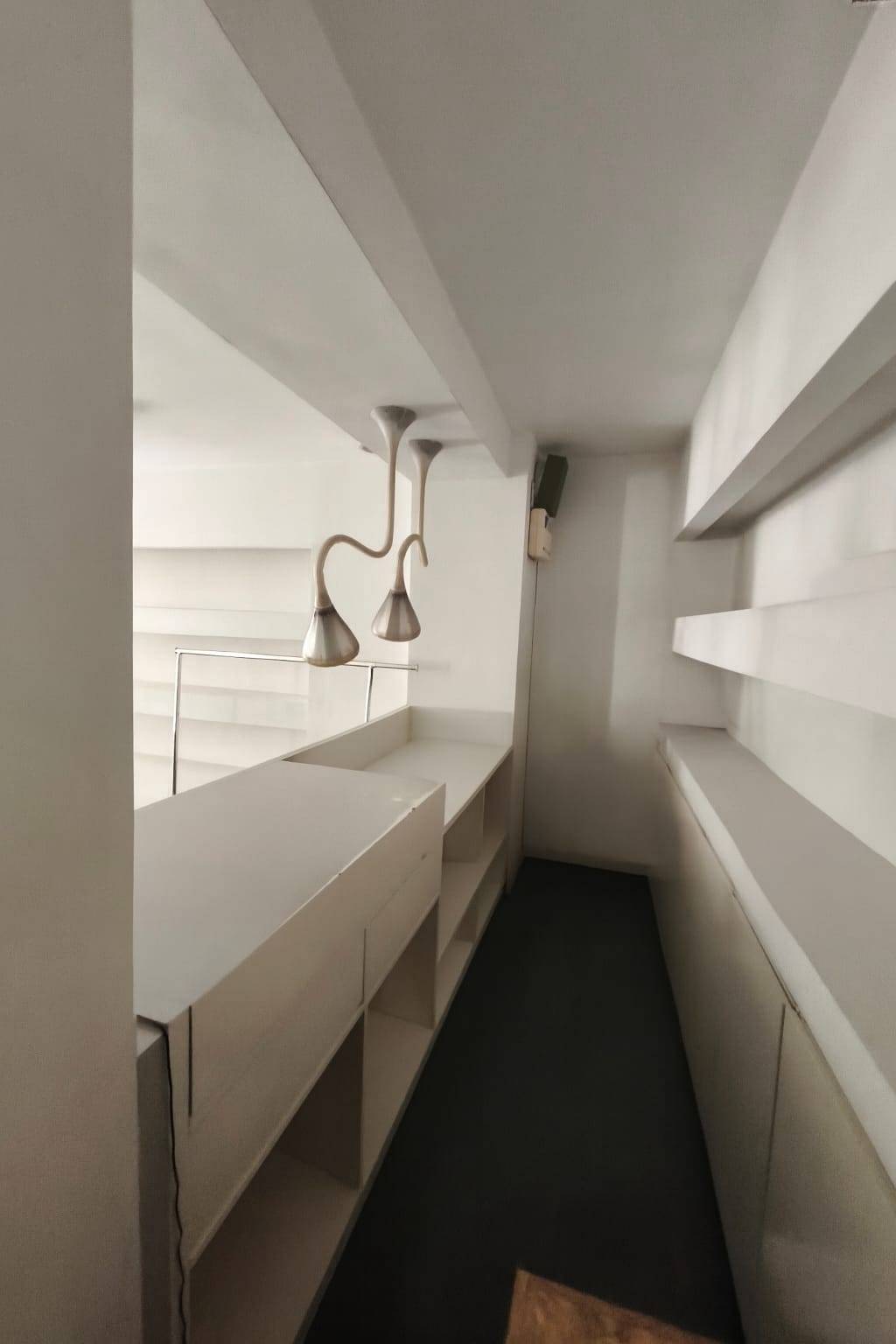 Locale commerciale in vendita a Moncalieri