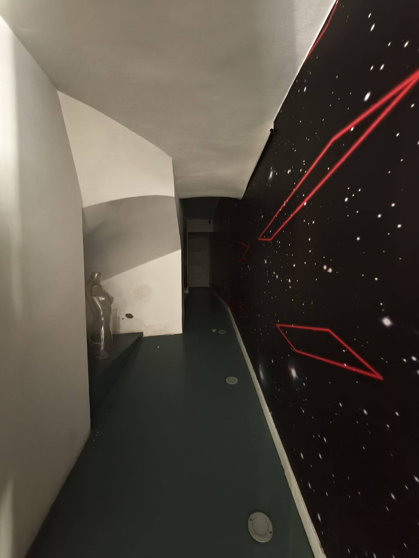 Locale commerciale in affitto a Moncalieri