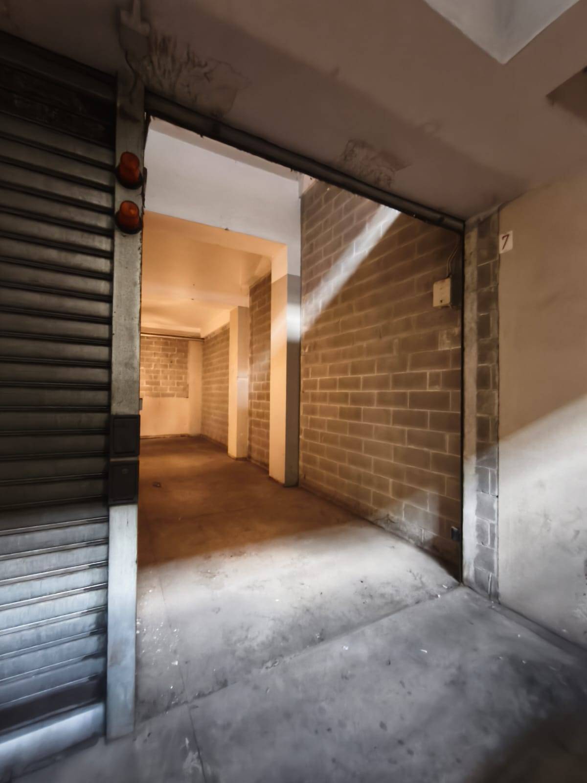 Box o garage in vendita a Torino, Parella