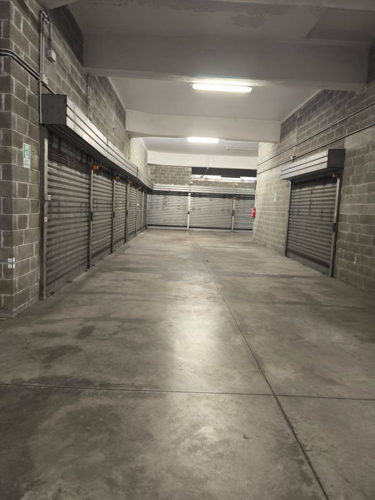 Box o garage in vendita a Torino, Parella