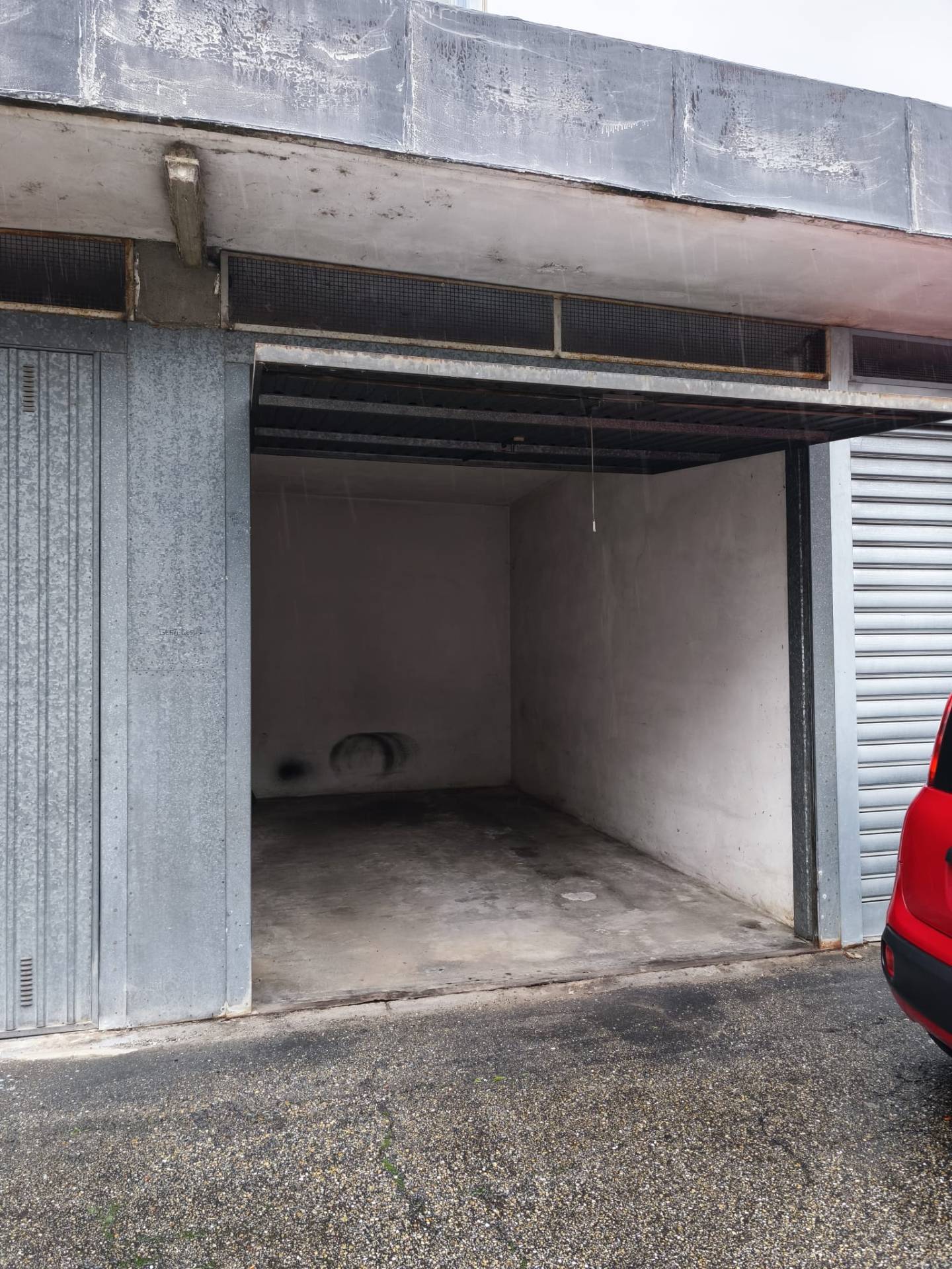 Box o garage in vendita a Torino