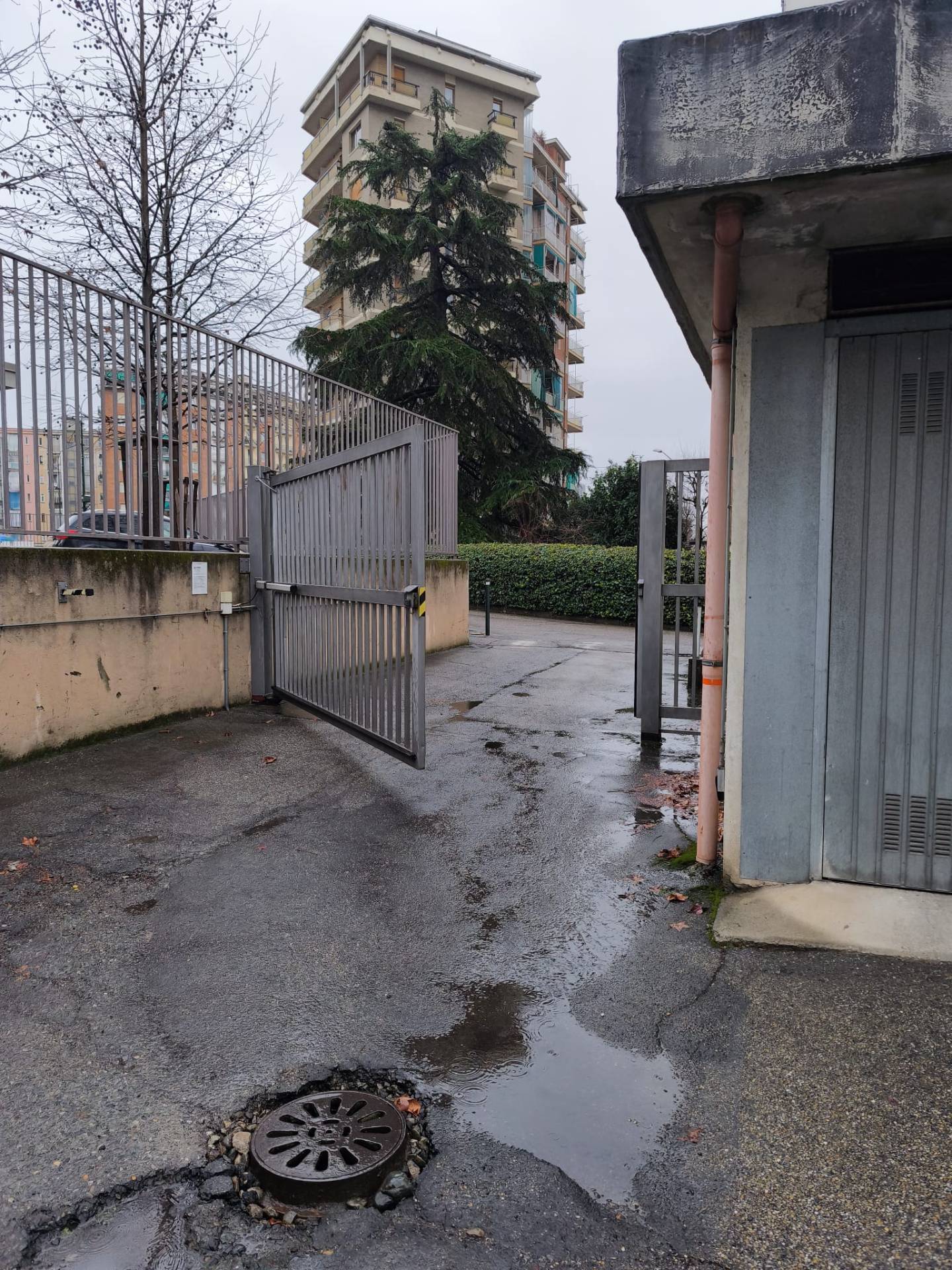 Box o garage in vendita a Torino