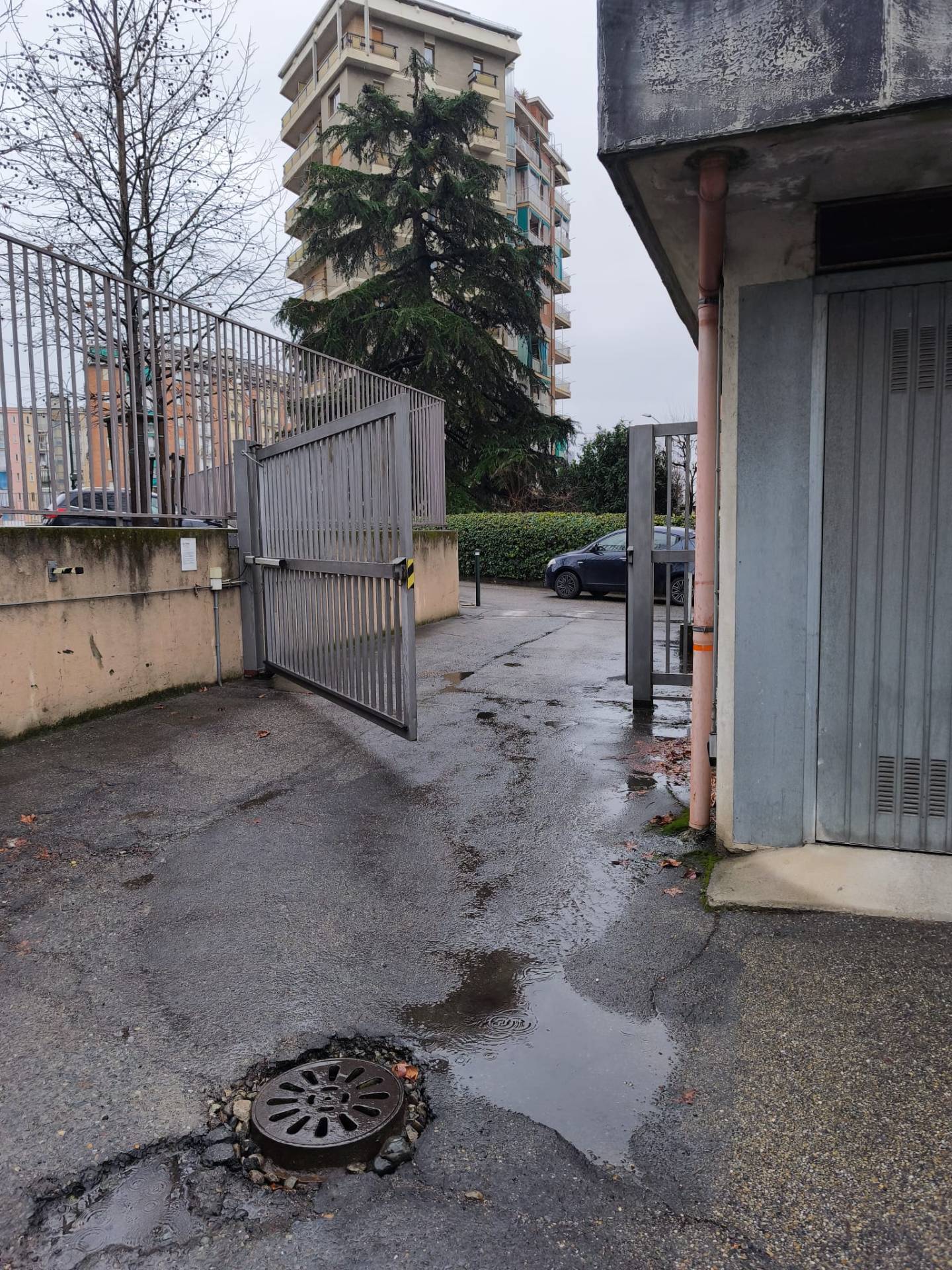 Box o garage in vendita a Torino