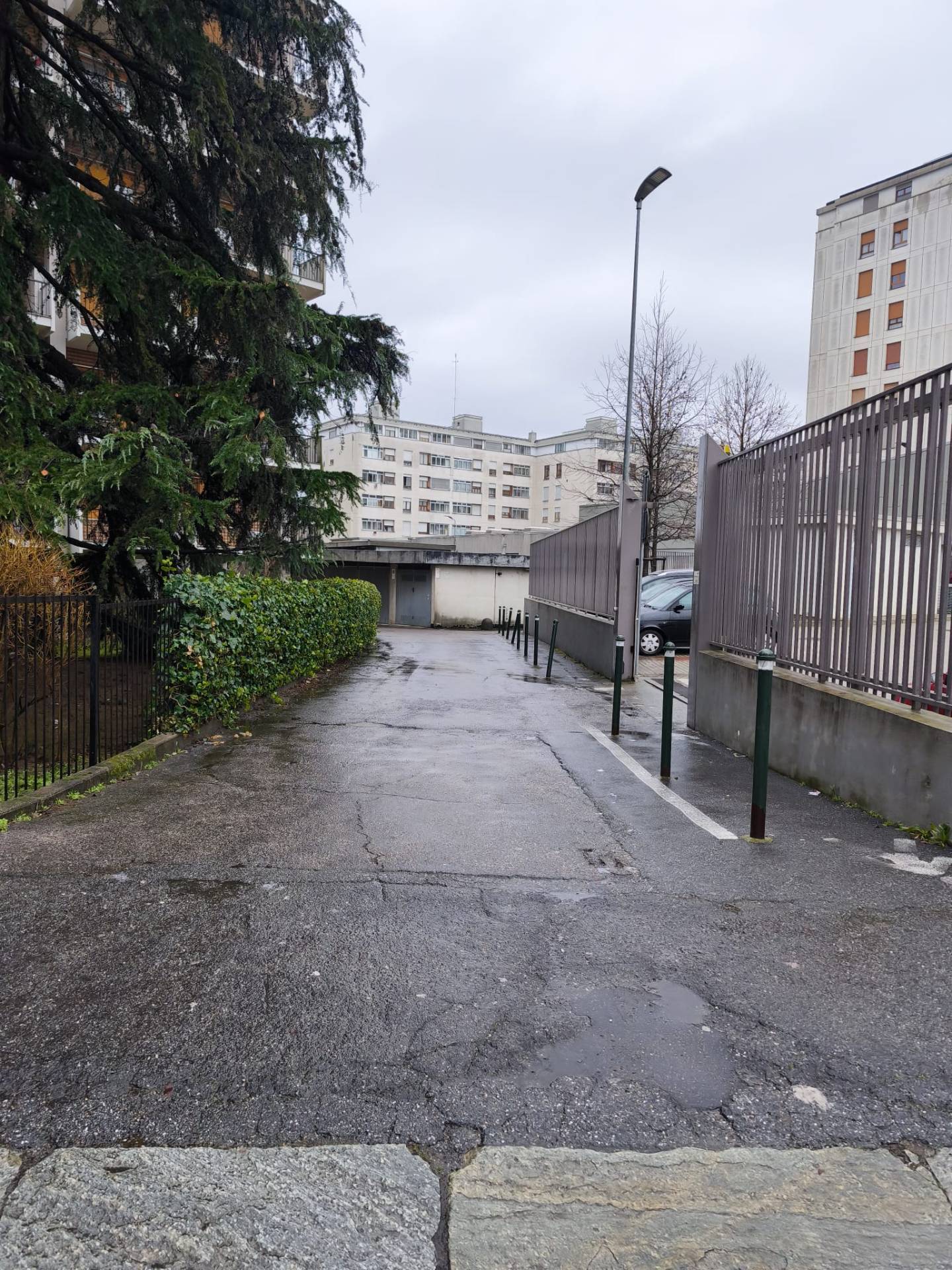 Box o garage in vendita a Torino