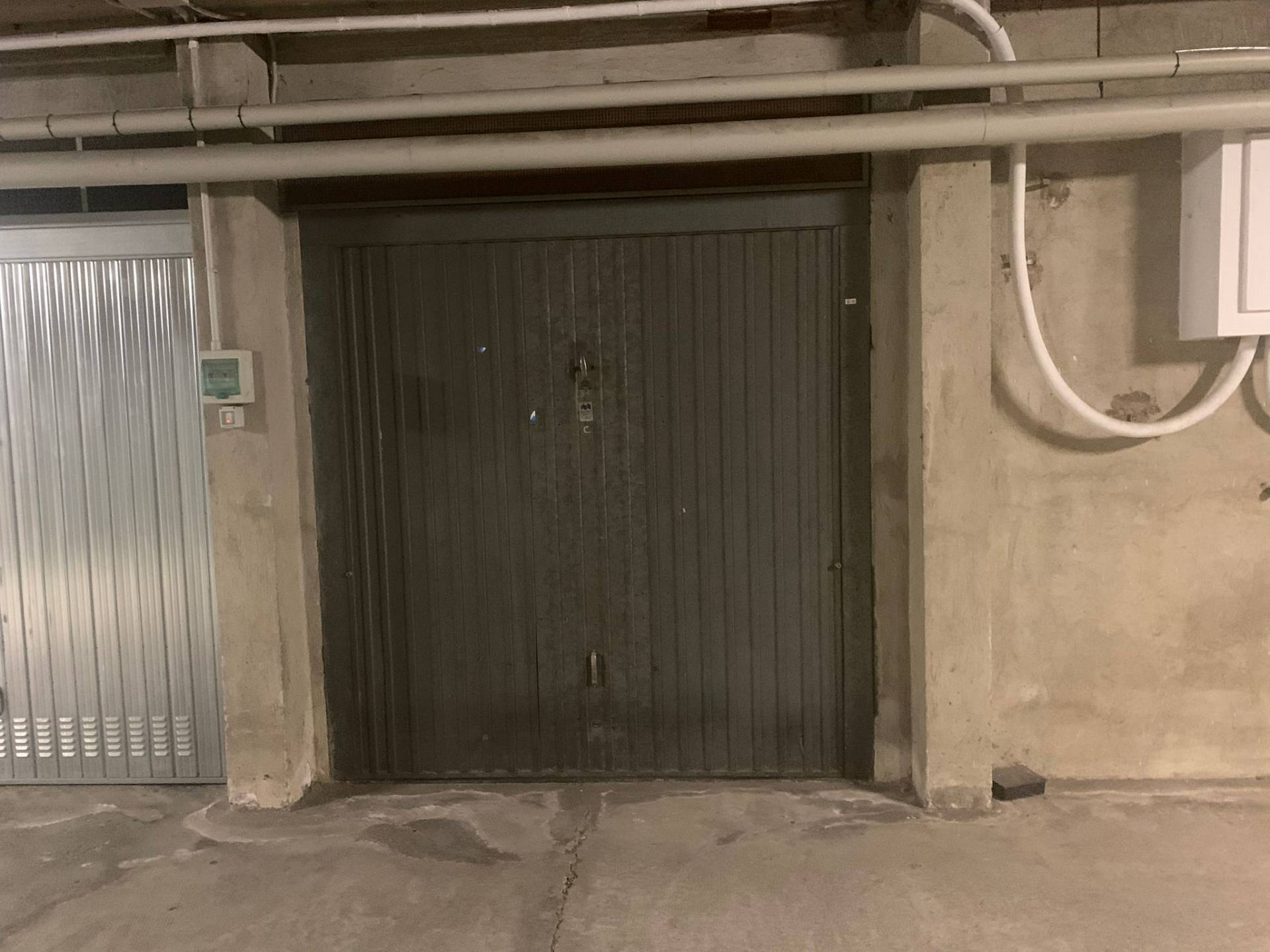 Box o garage in vendita a Grugliasco