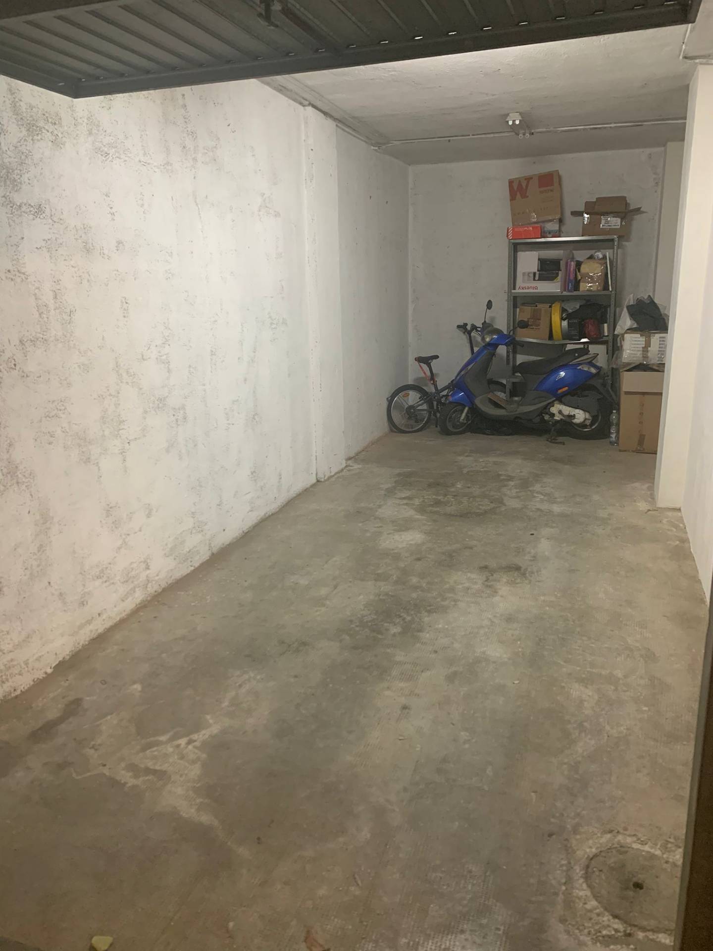 Box o garage in vendita a Grugliasco