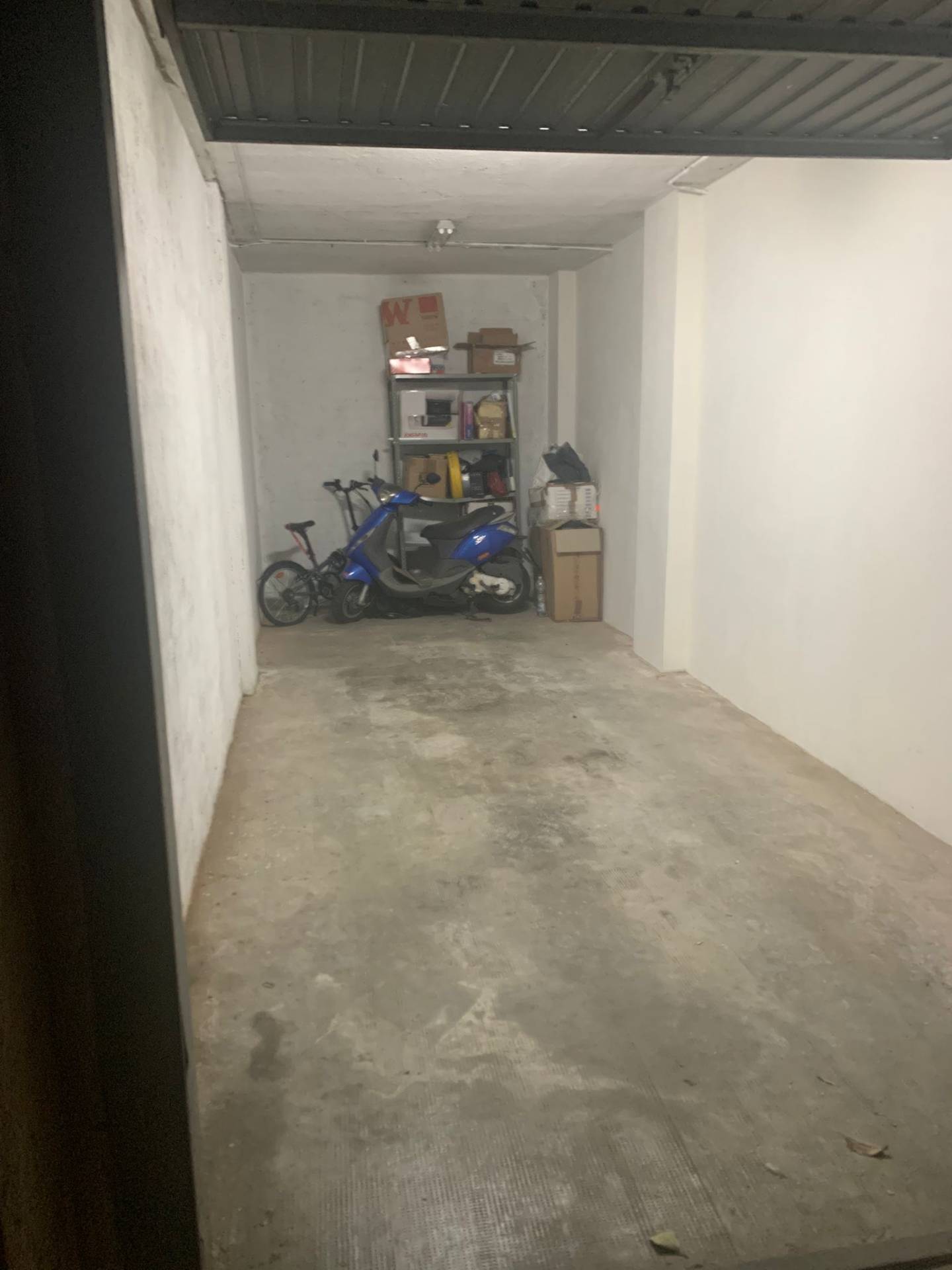 Box o garage in vendita a Grugliasco