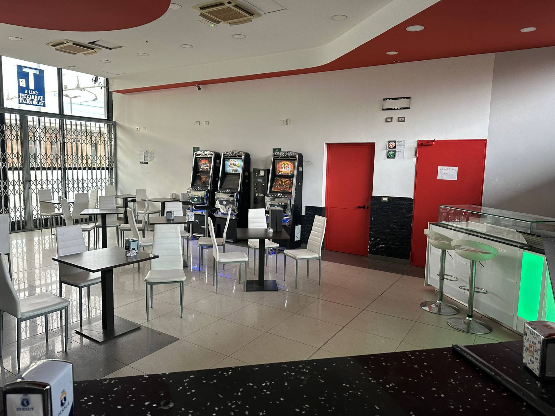 Attivit commerciale in vendita a Trofarello