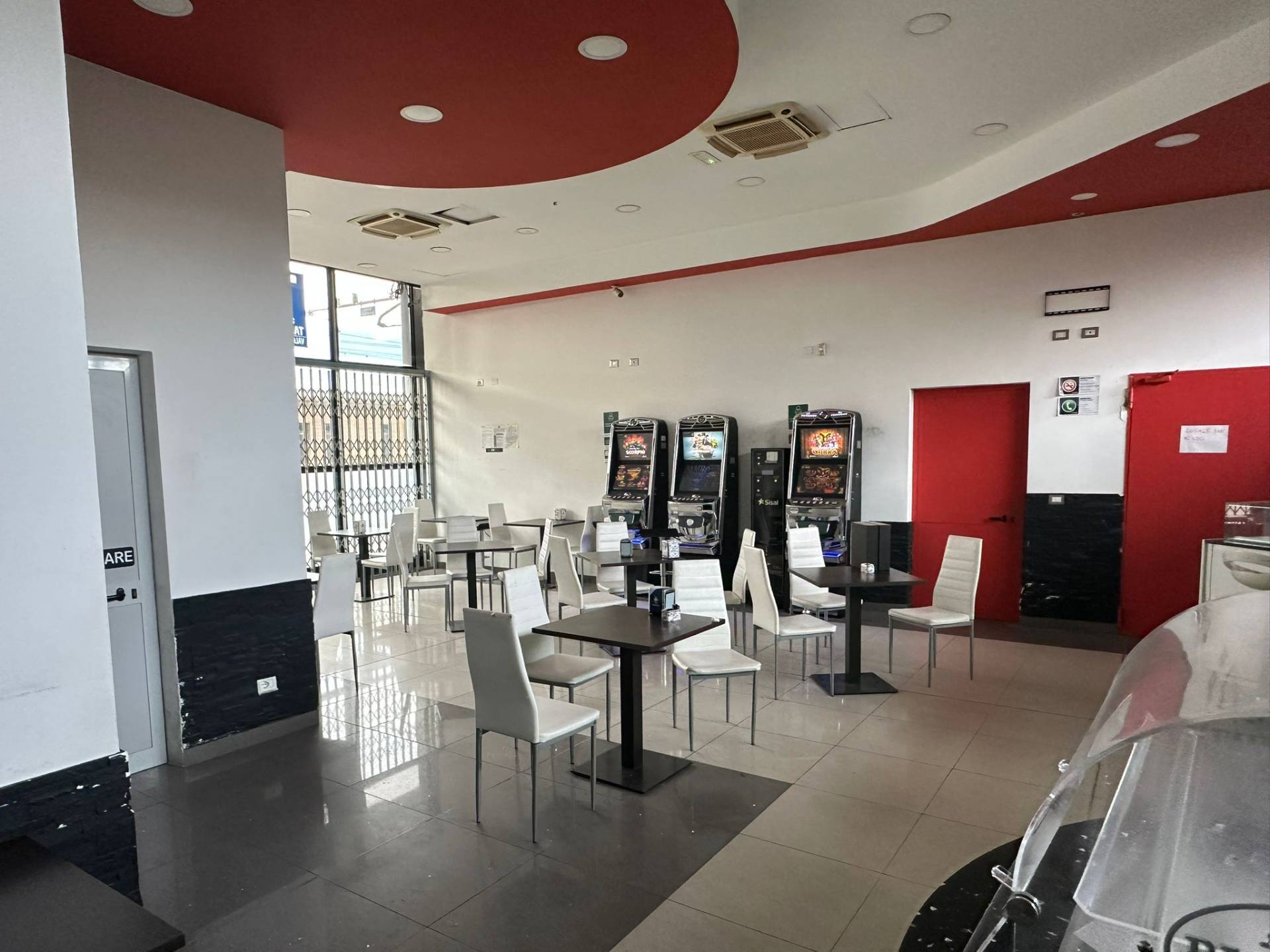 Attivit commerciale in vendita a Trofarello