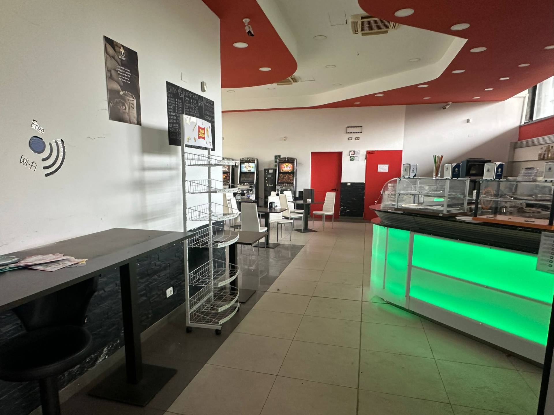 Attivit commerciale in vendita a Trofarello