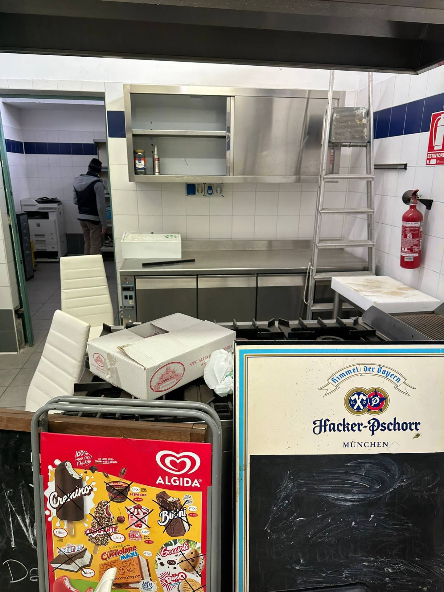 Attivit commerciale in vendita a Trofarello