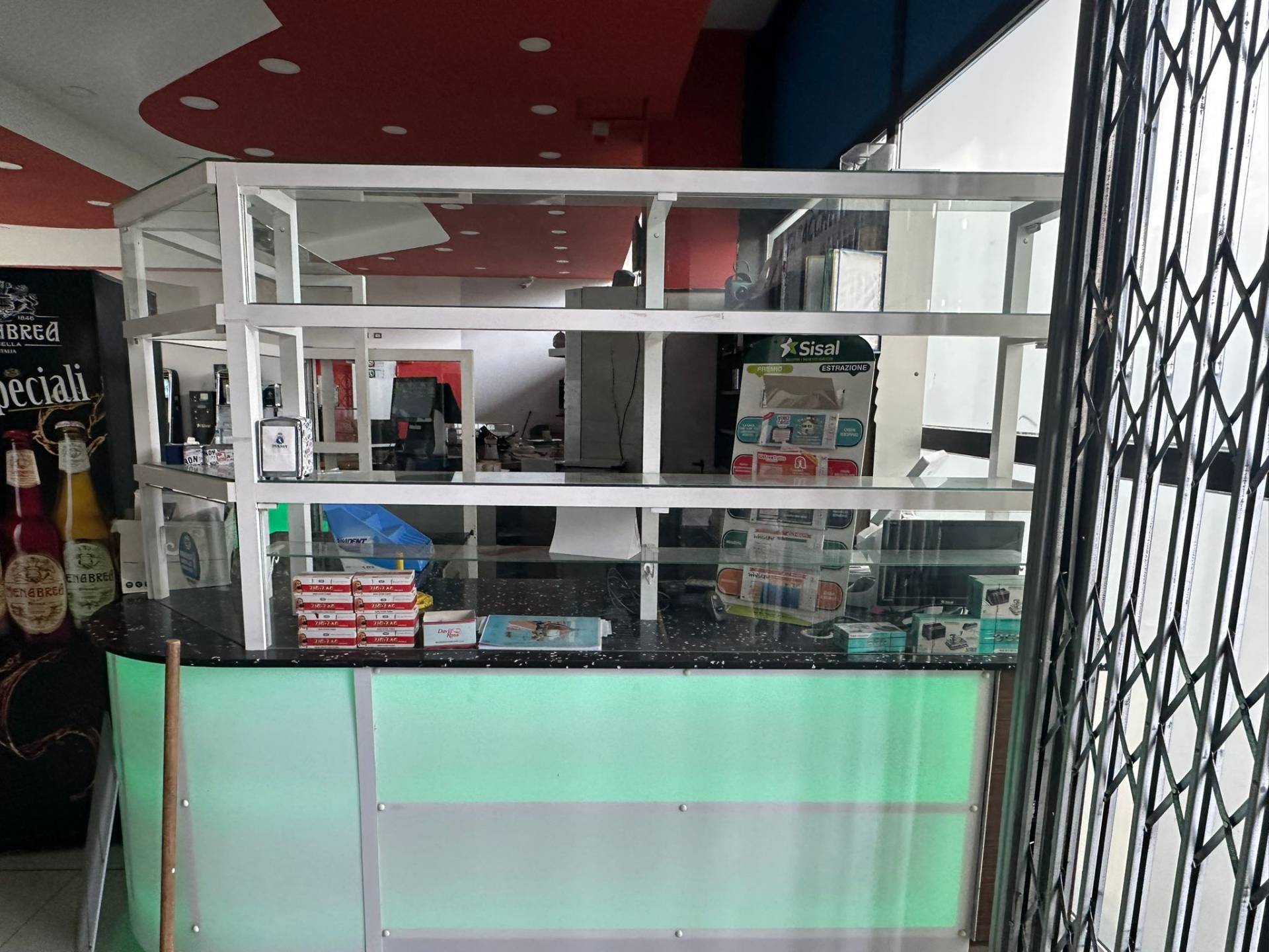 Attivit commerciale in vendita a Trofarello