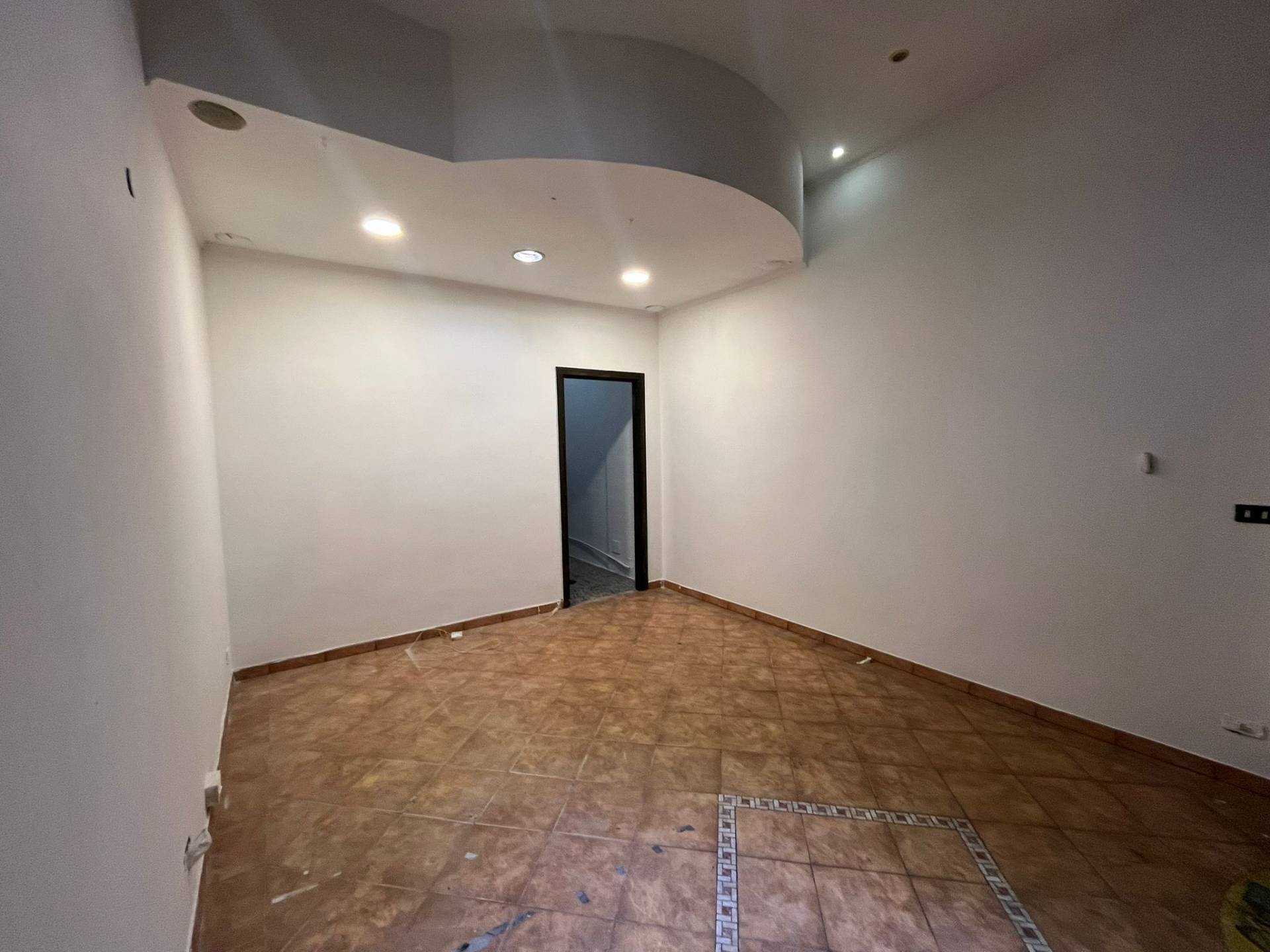 Locale commerciale in affitto a Torino