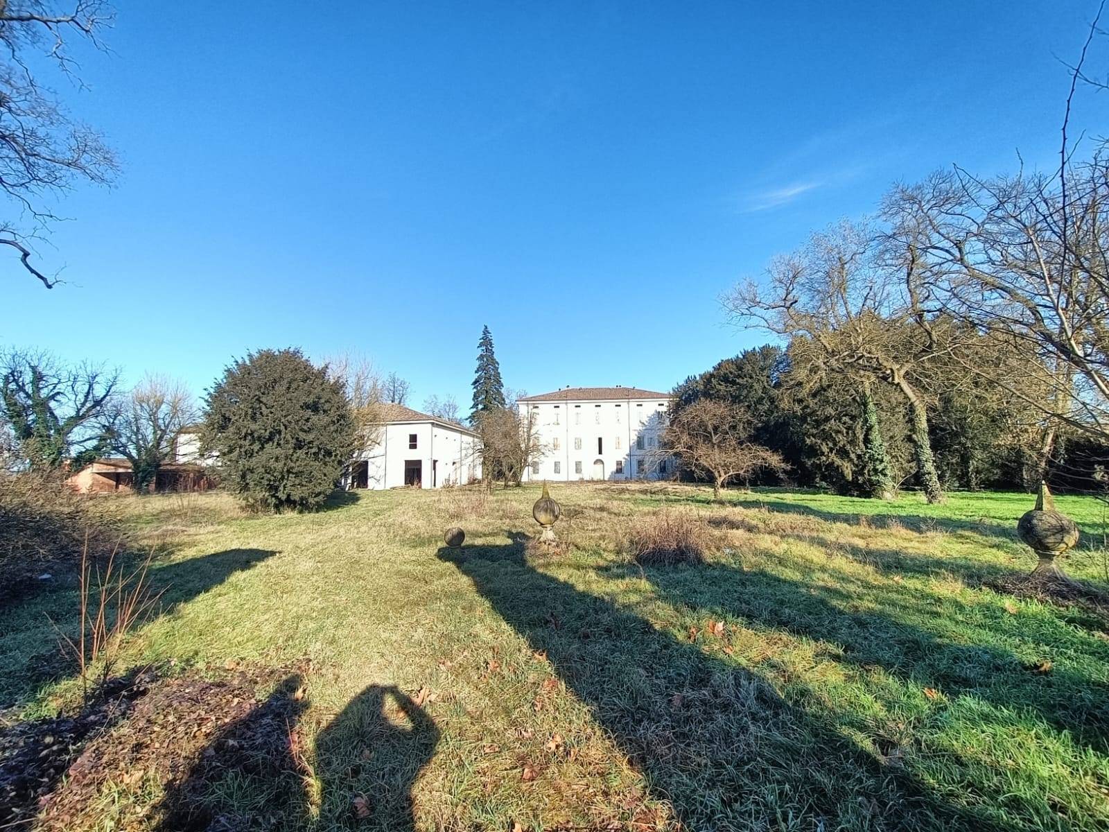 stabile palazzo in vendita a Crevalcore, Palata Pepoli