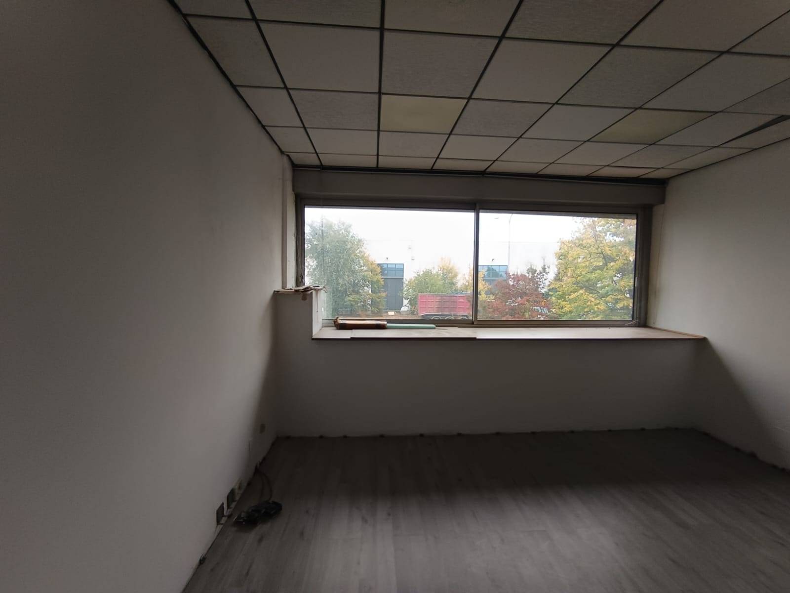 Studio/Ufficio in affitto a Modena, Torrazzi