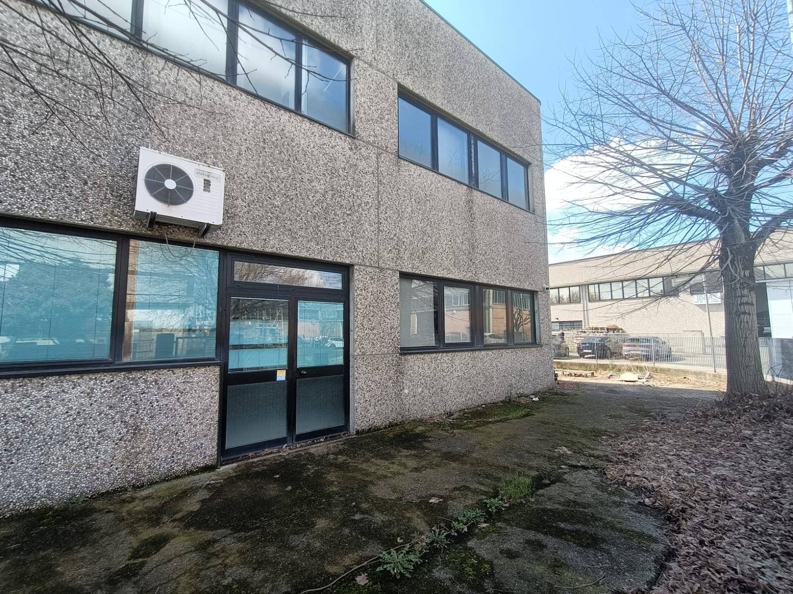 Capannone in vendita a Modena, Baggiovara