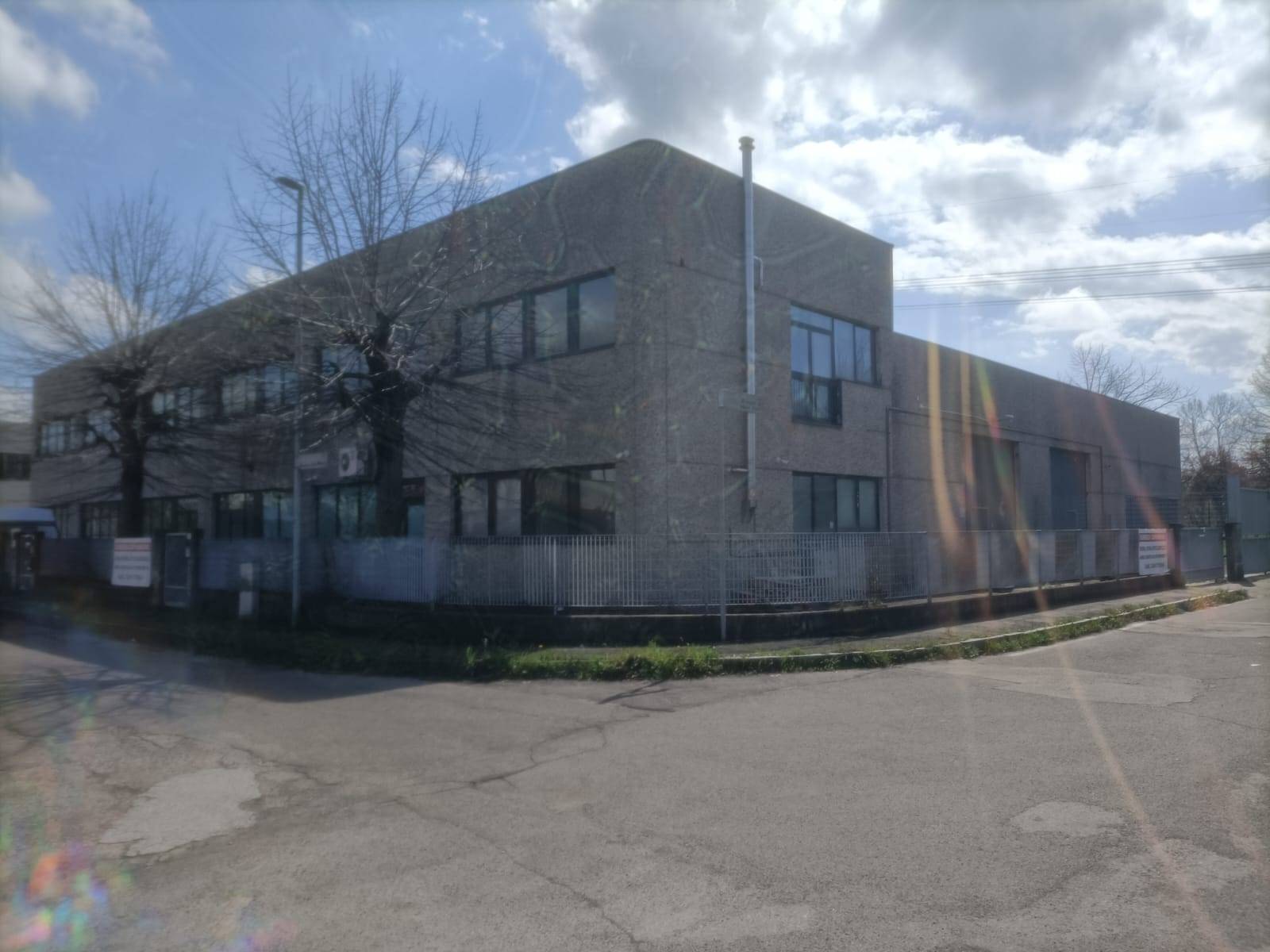 Capannone in vendita a Modena, Baggiovara