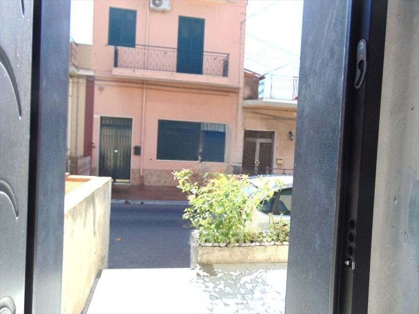Casa indipendente in vendita in via don luigi sturzo 11, Fiumefreddo di Sicilia