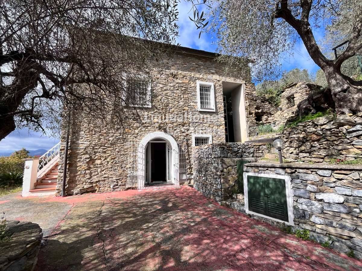 Villa in vendita a Alassio