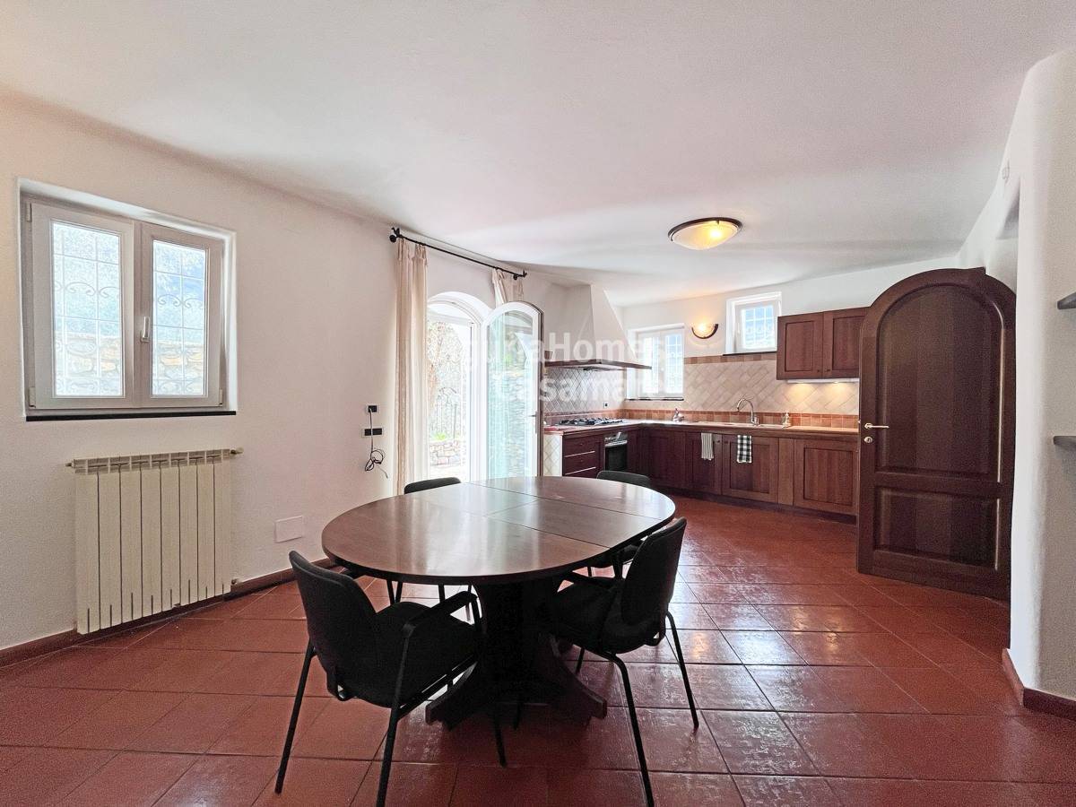 Villa in vendita a Alassio