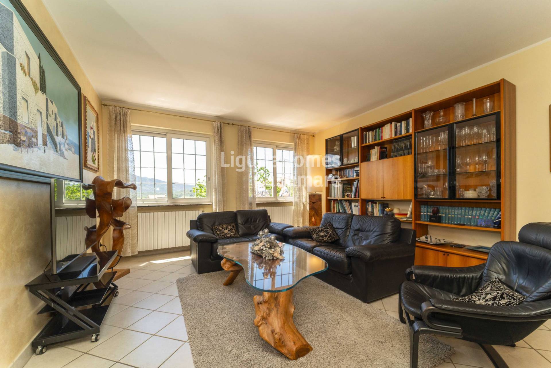 Villa in vendita a Cisano sul Neva