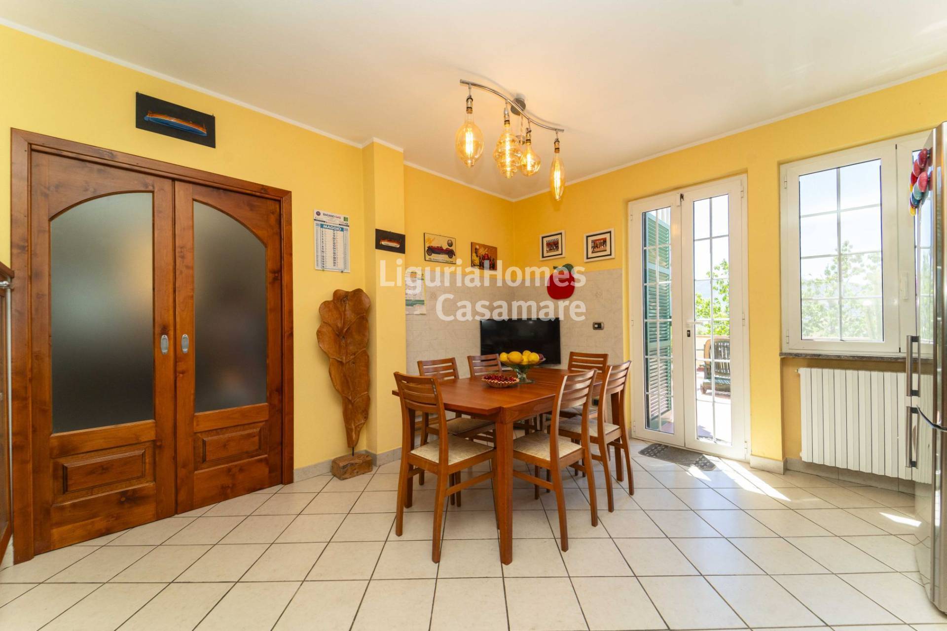 Villa in vendita a Cisano sul Neva