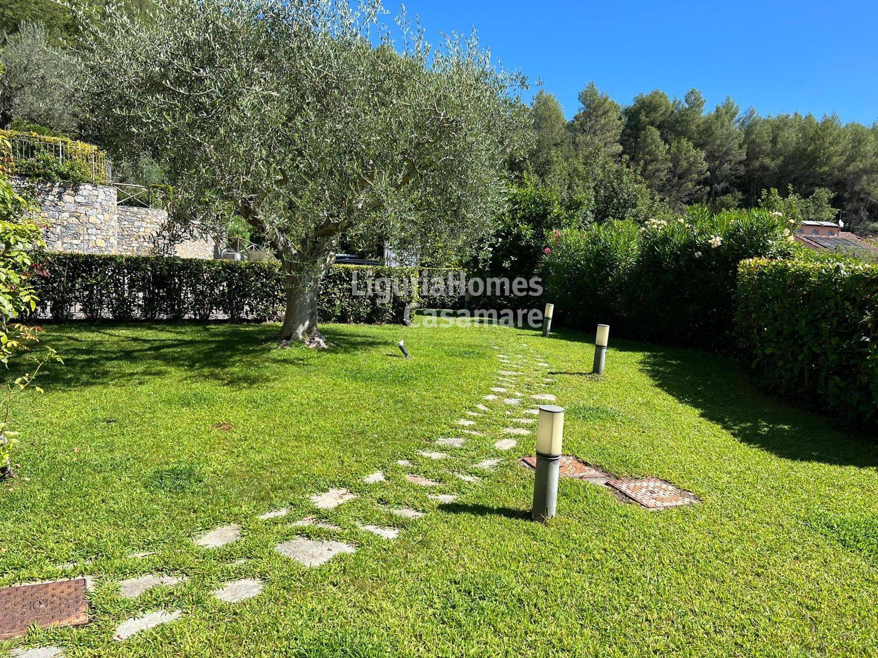 Villa in vendita a Garlenda