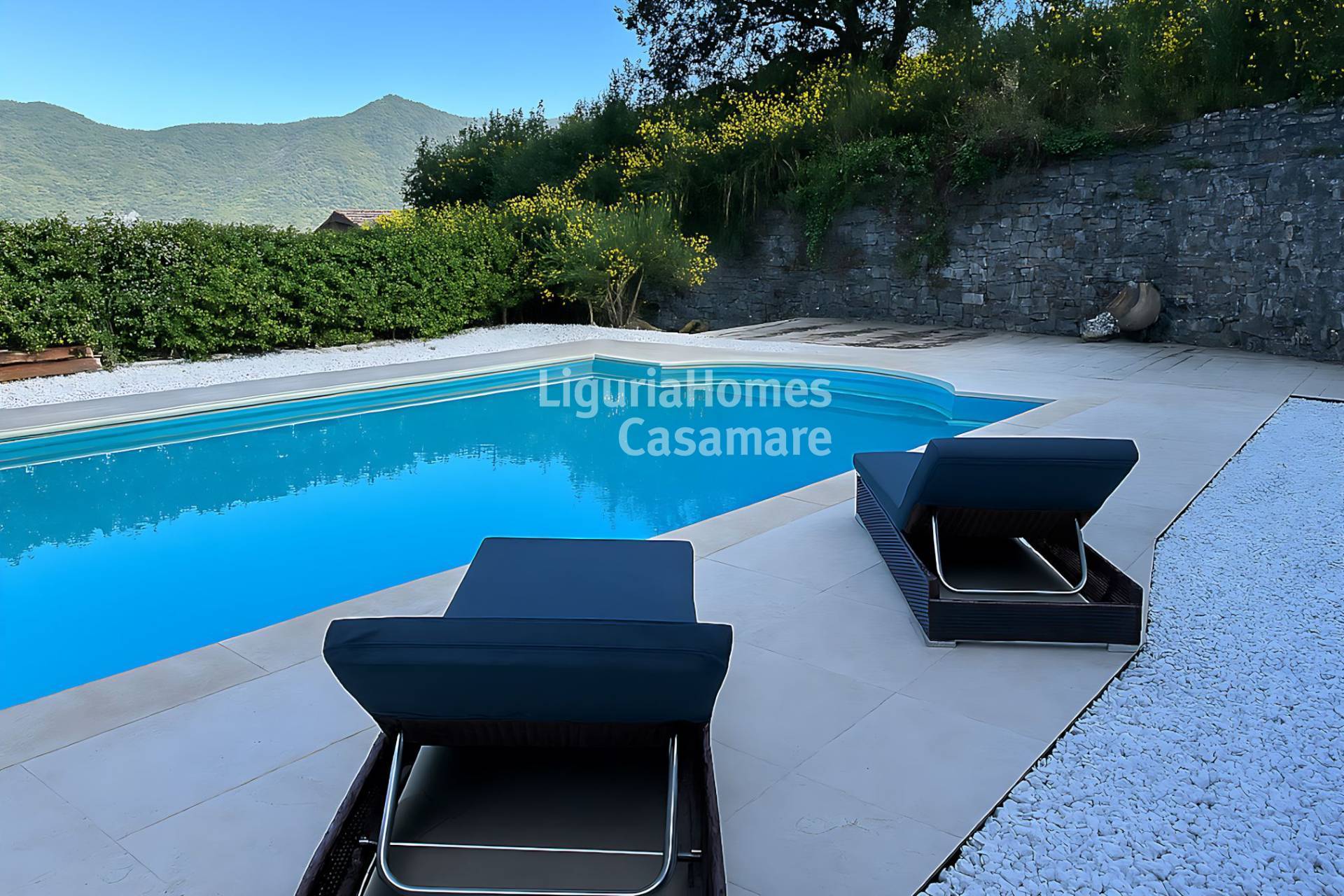 Villa in vendita a Garlenda