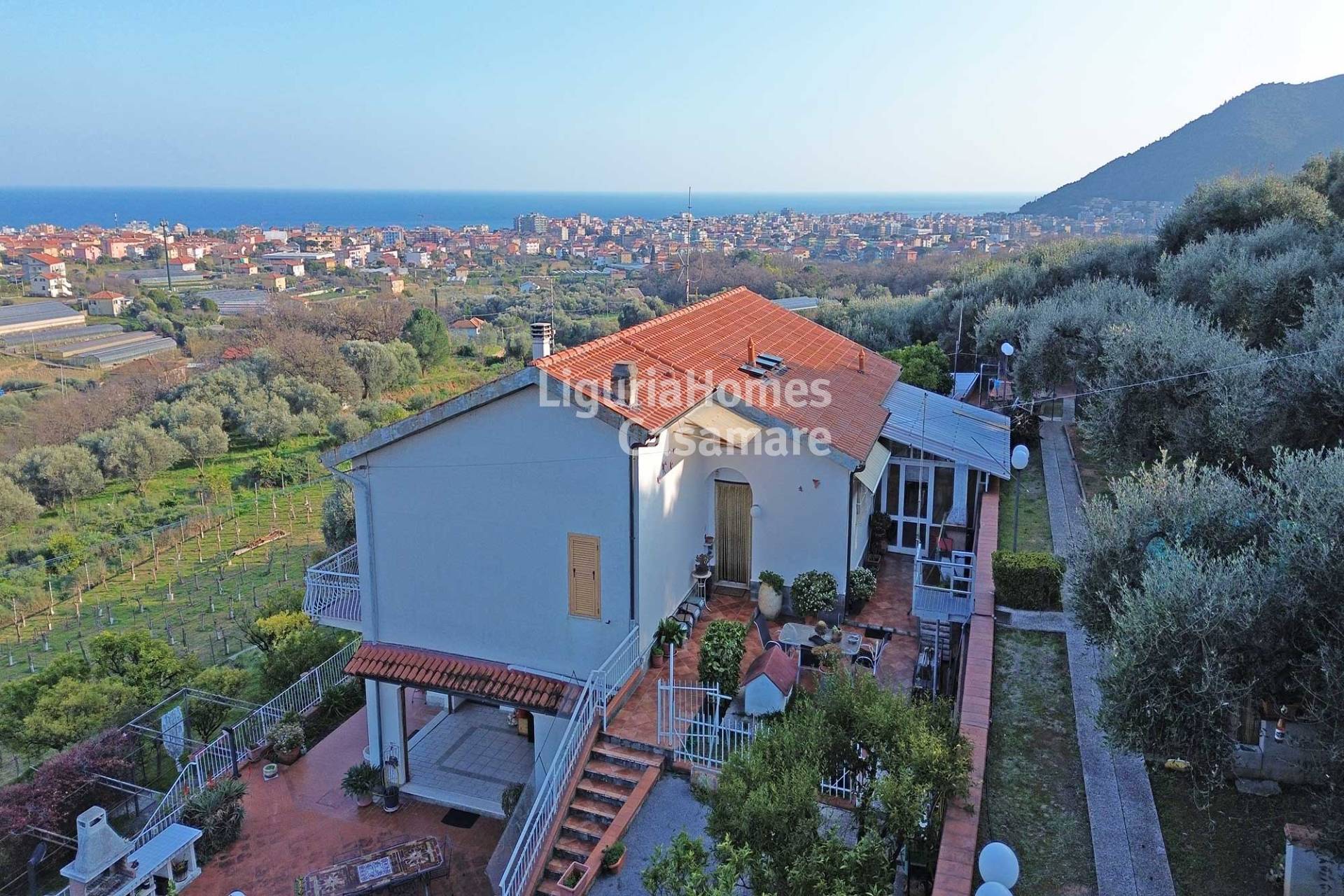 Appartamento in vendita a Borghetto Santo Spirito