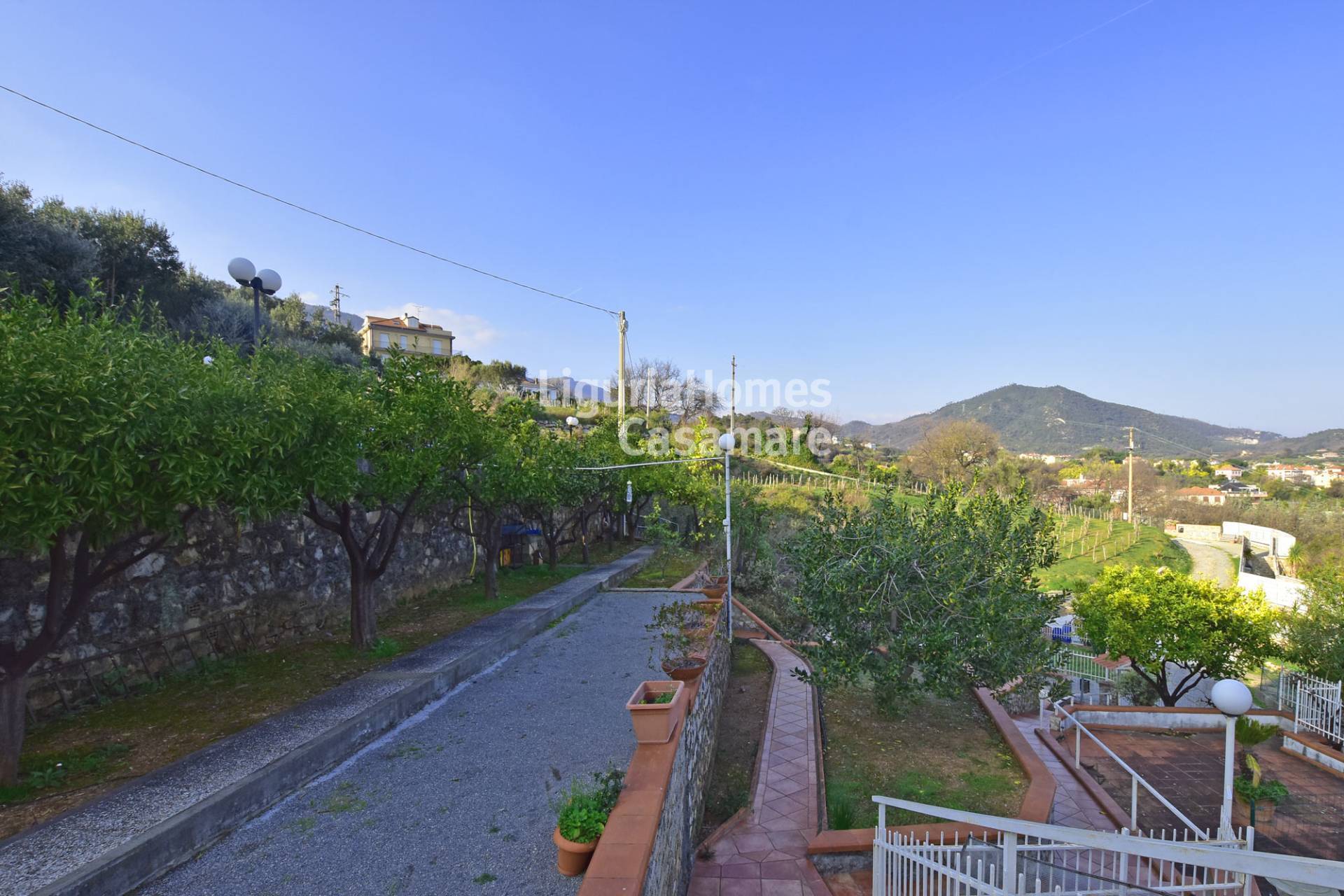 Appartamento in vendita a Borghetto Santo Spirito