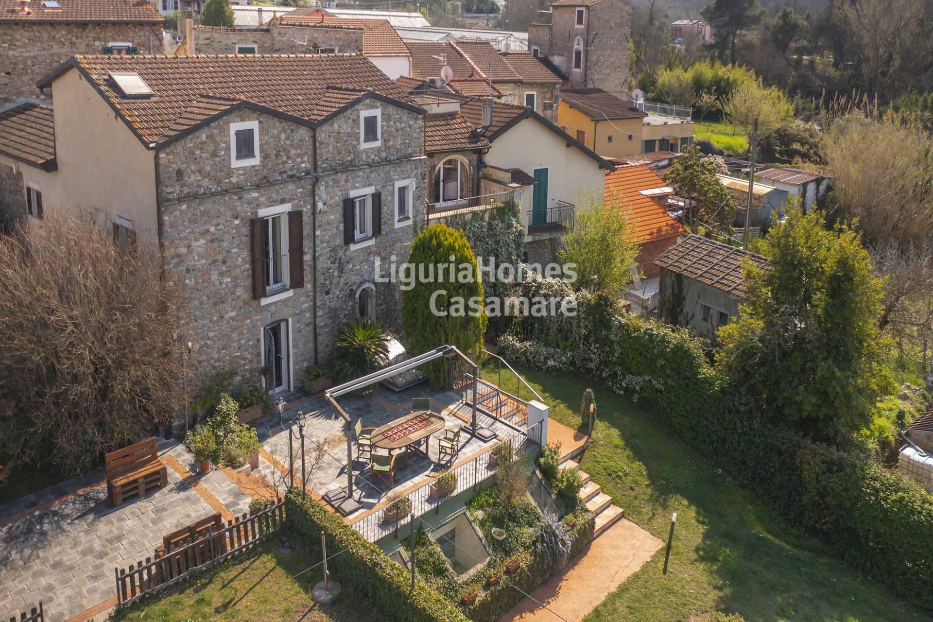 Casa di paese in vendita a Villanova d'Albenga
