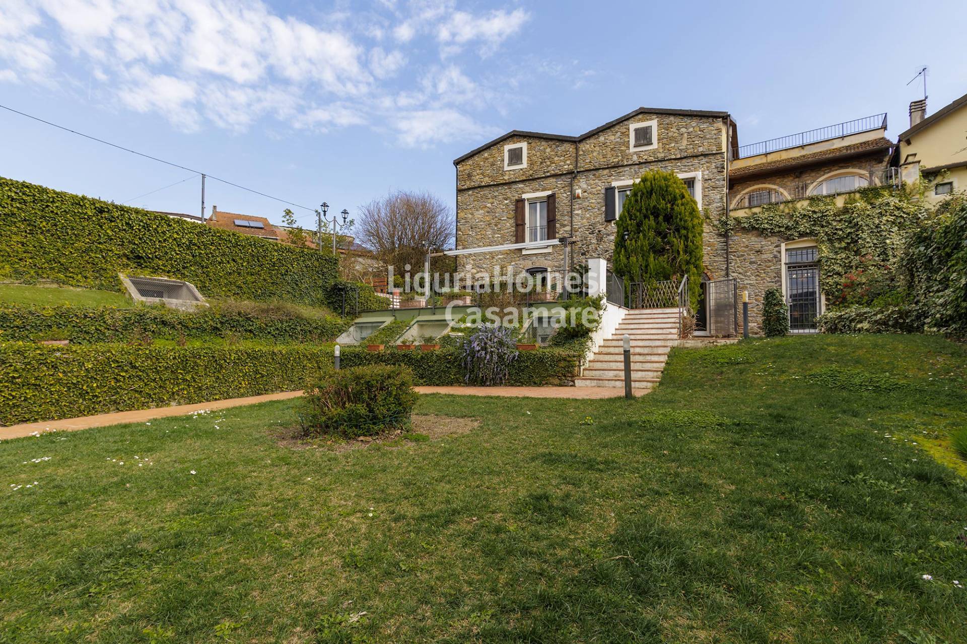 Casa di paese in vendita a Villanova d'Albenga