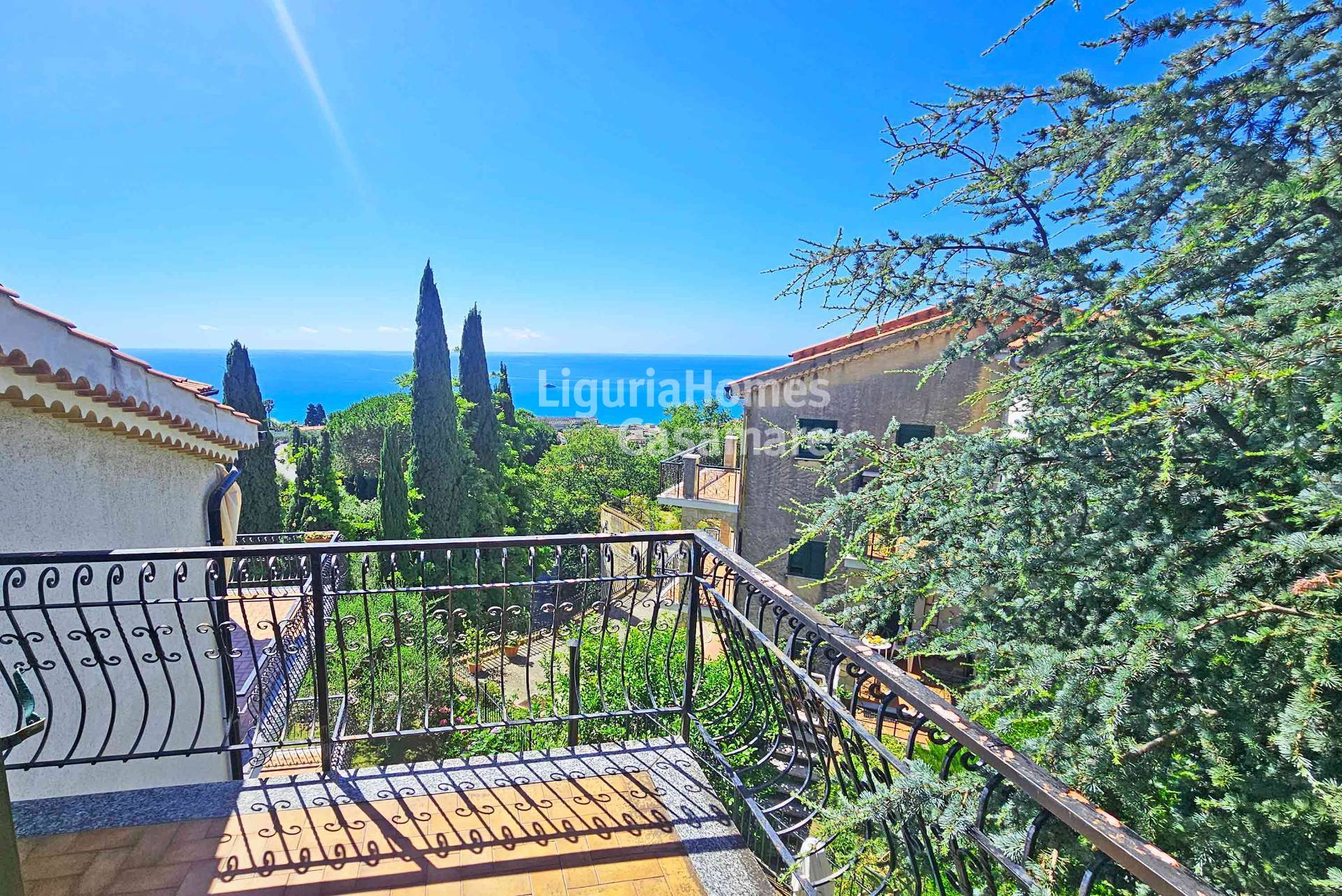 Villa in vendita a Pietra Ligure