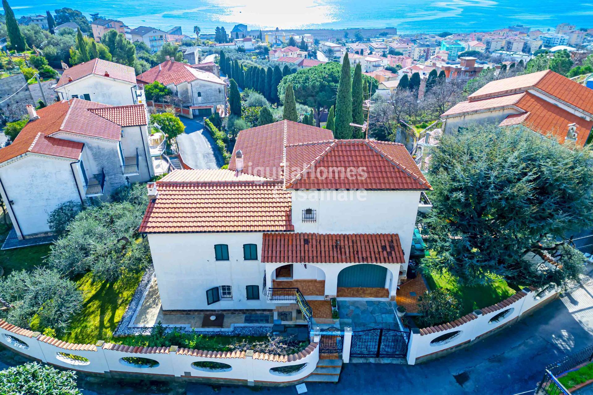 Villa in vendita a Pietra Ligure