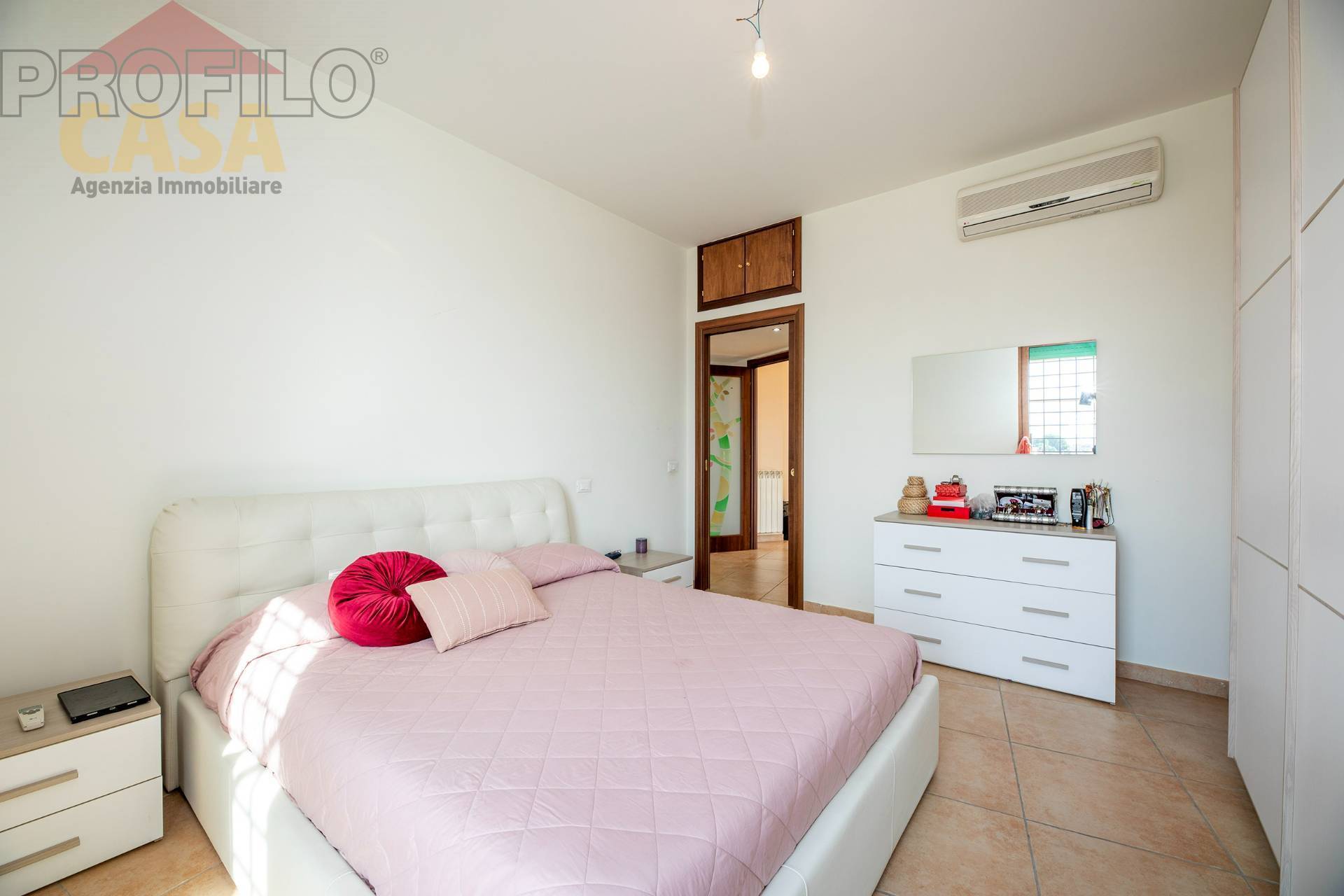 Appartamento in vendita a Fonte Nuova, Santa Lucia