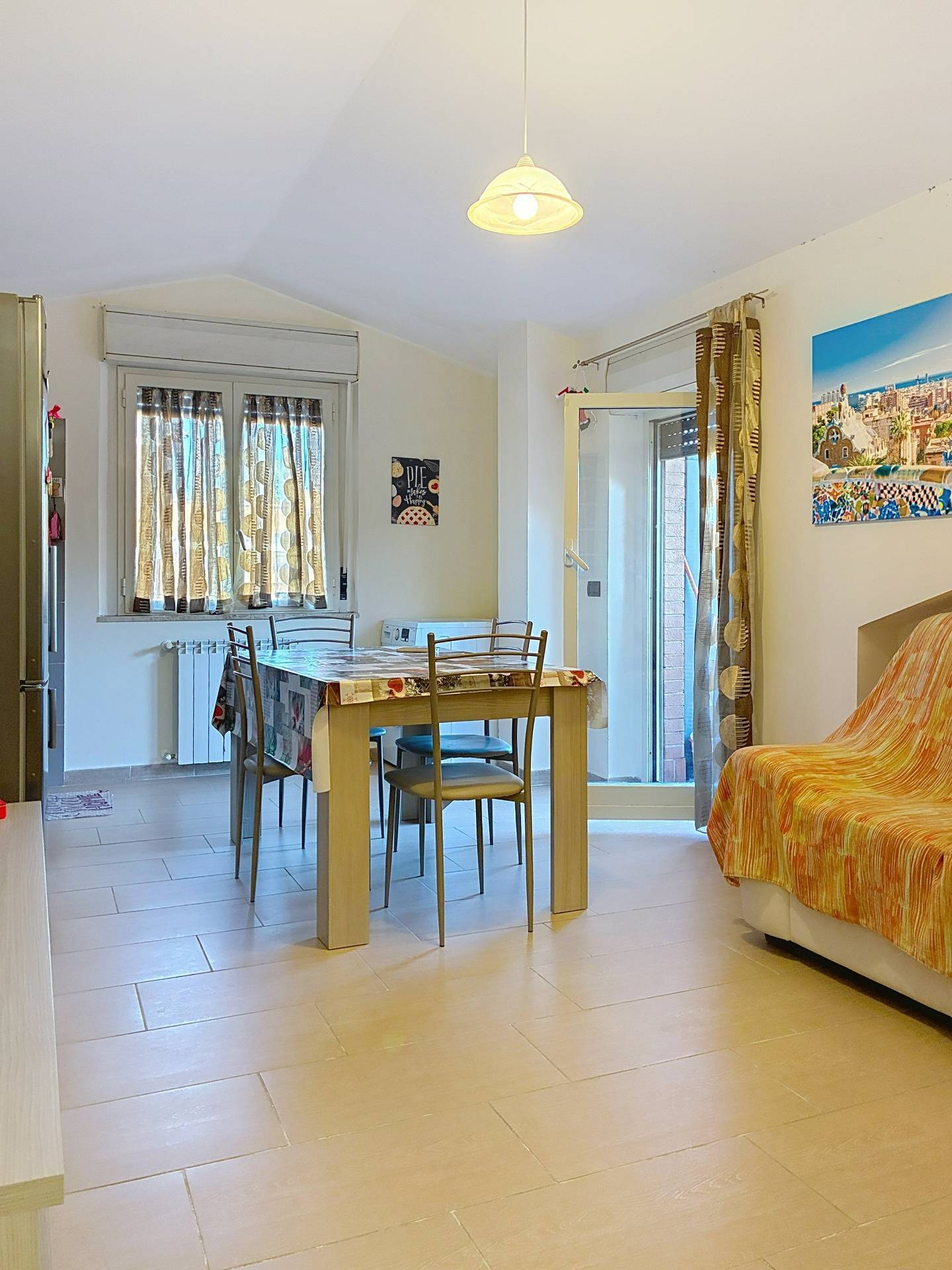 Appartamento in vendita a Guidonia Montecelio, Colle Fiorito