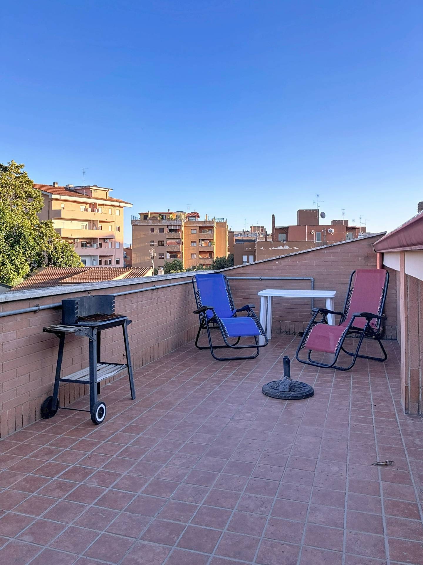 Appartamento in vendita a Guidonia Montecelio, Colle Fiorito