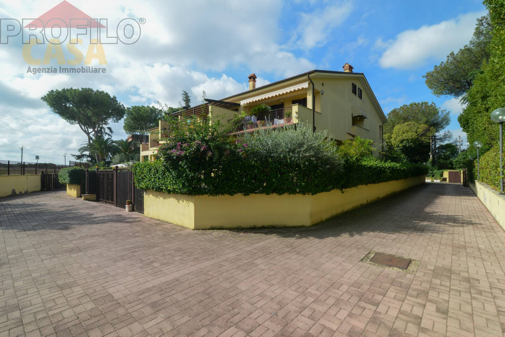 Villette a schiera in vendita a Roma, Pisana