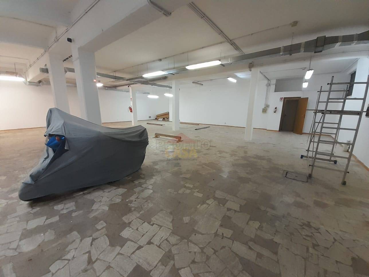 Attivit commerciale in affitto a Roma, Villa Verde