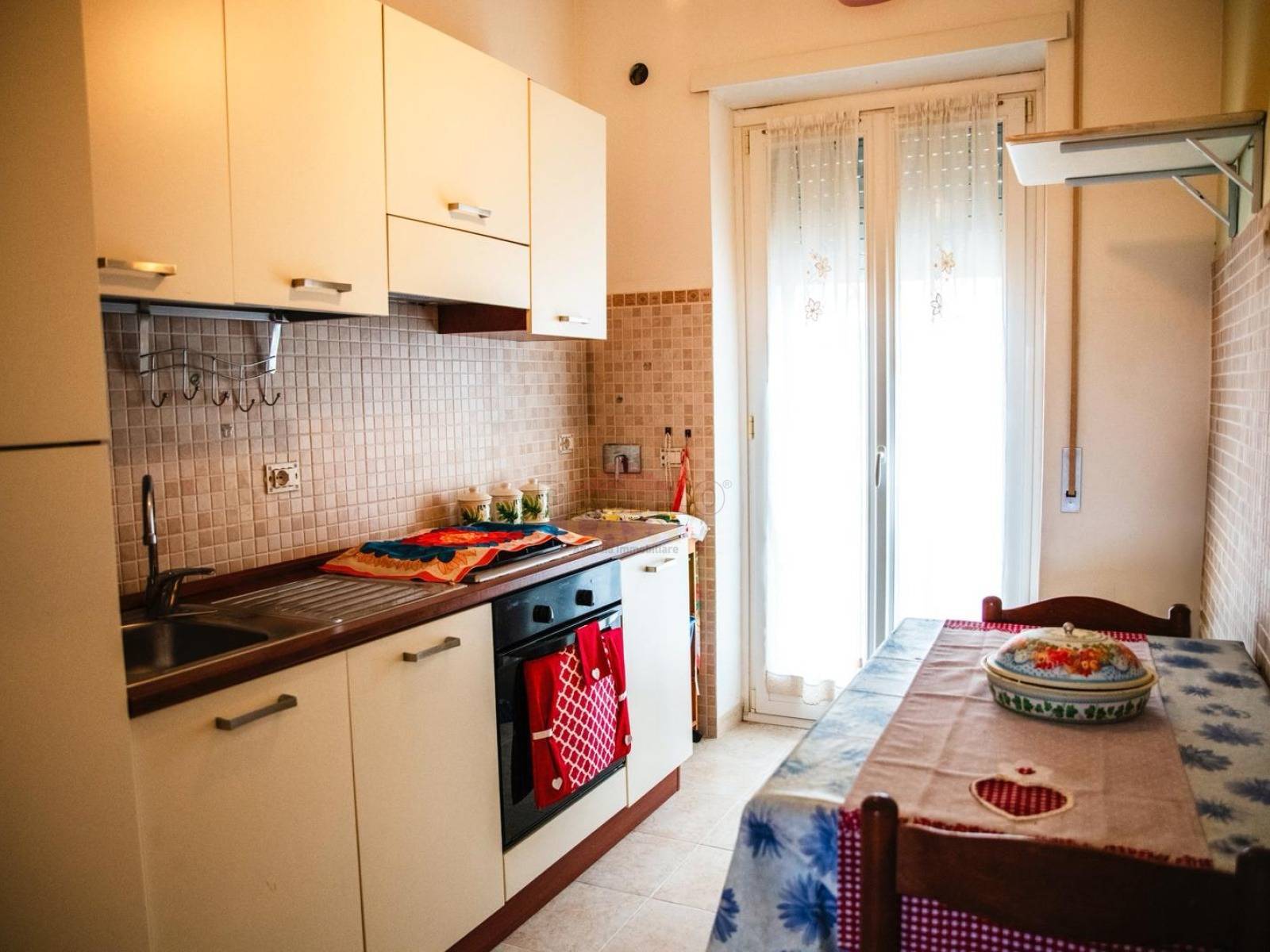 Appartamento in vendita a Pomezia, Torvaianica