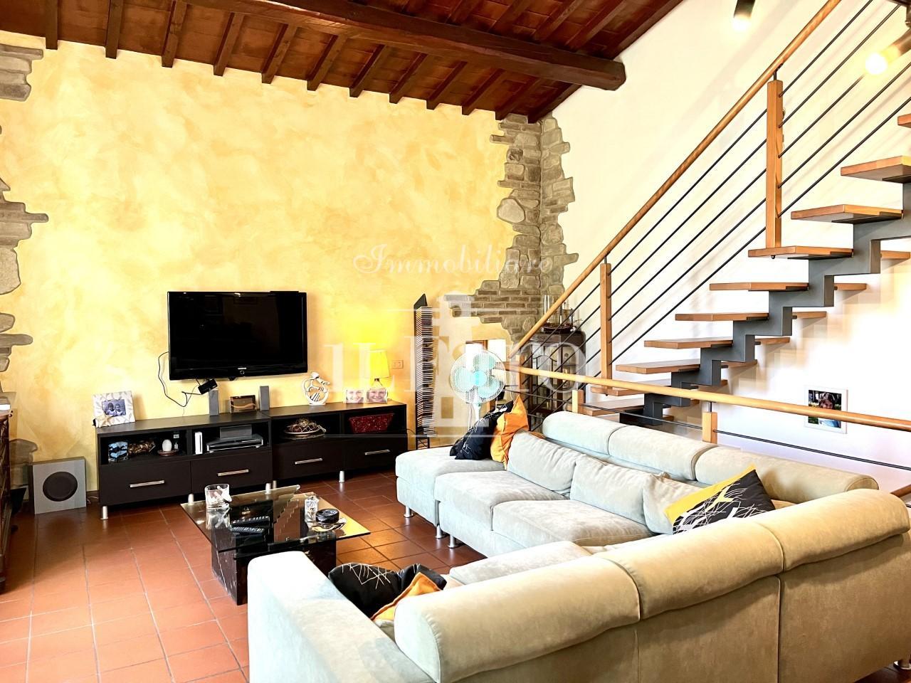 Villa con giardino, Campi Bisenzio san donnino